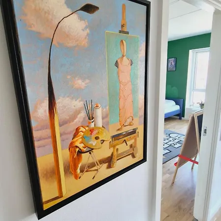 Spacious 120 Metres From Metro Kodaň