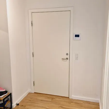 Apartment Spacious 120 Metres From Metro *