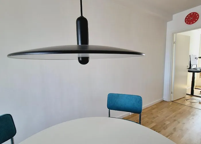 Lejlighed Spacious 120 Metres From Metro København