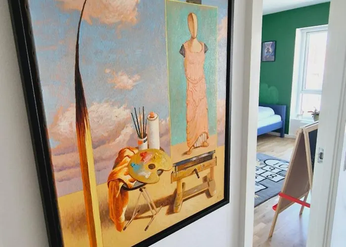 Spacious 120 Metres From Metro København