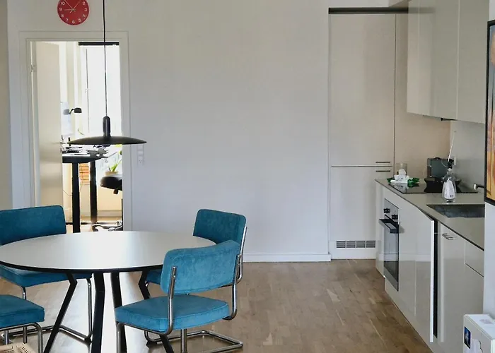 Spacious 120 Metres From Metro Lejlighed København