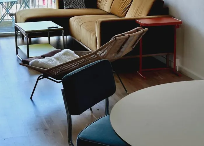 Spacious 120 Metres From Metro Lejlighed København